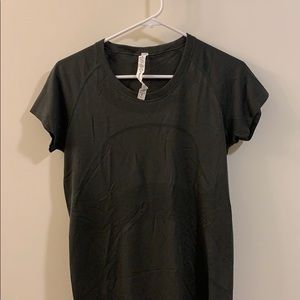 Lululemon Swiftly Tech T-shirt
